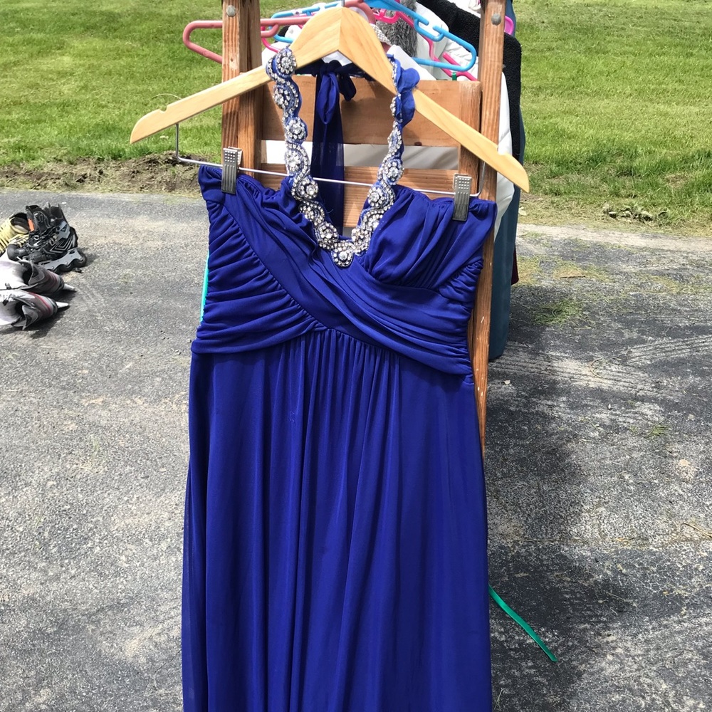 PROM DRESS